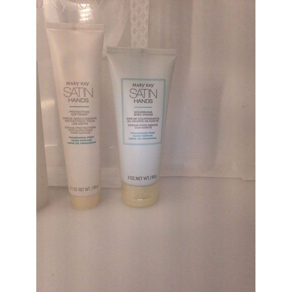 MARY KAY Satin Hands Pampering Set NWT White Fragrance-Free Shea Butter - Picture 6 of 7